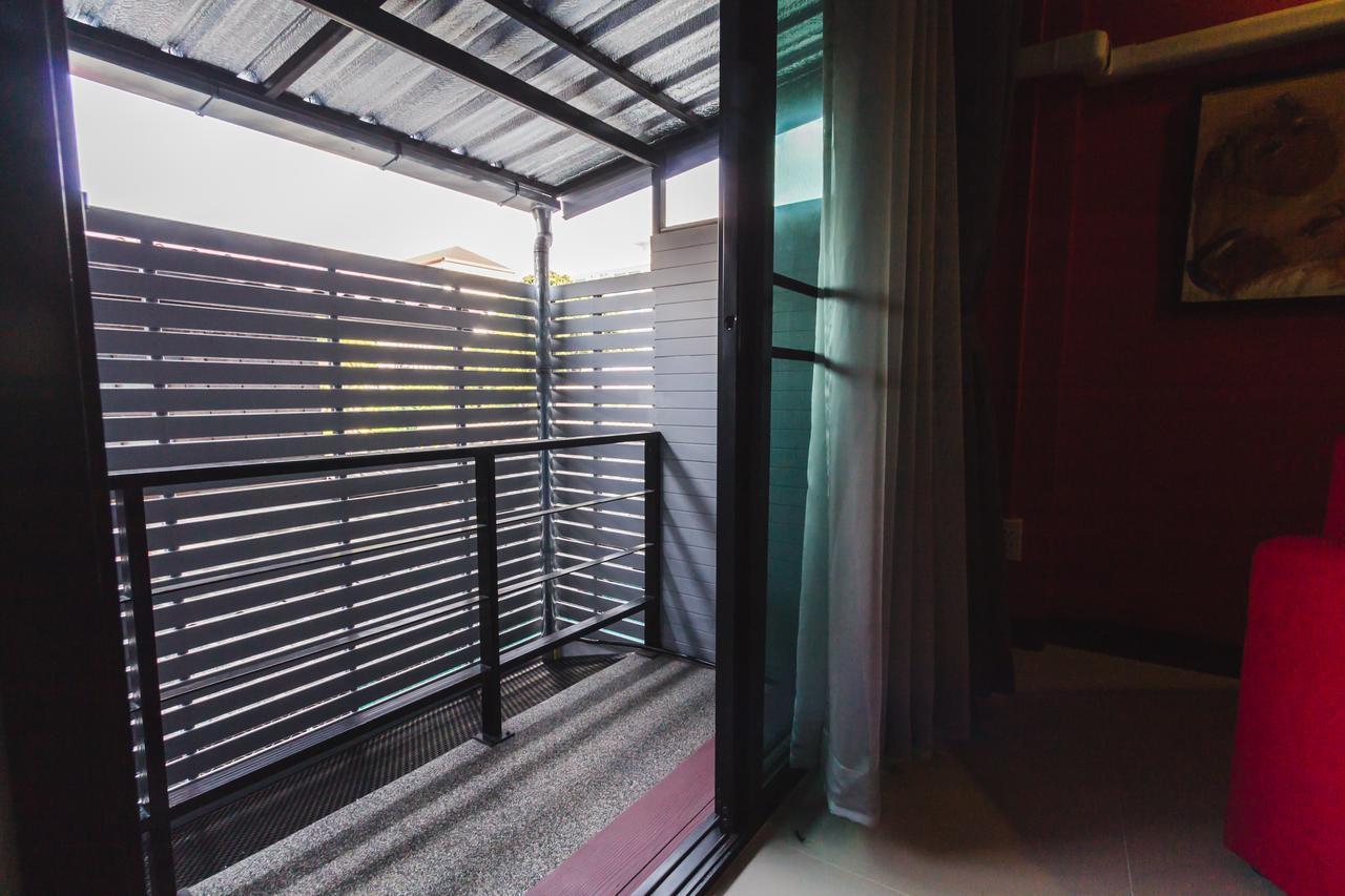 Chez Pom Hotel Chiang Mai Exterior photo